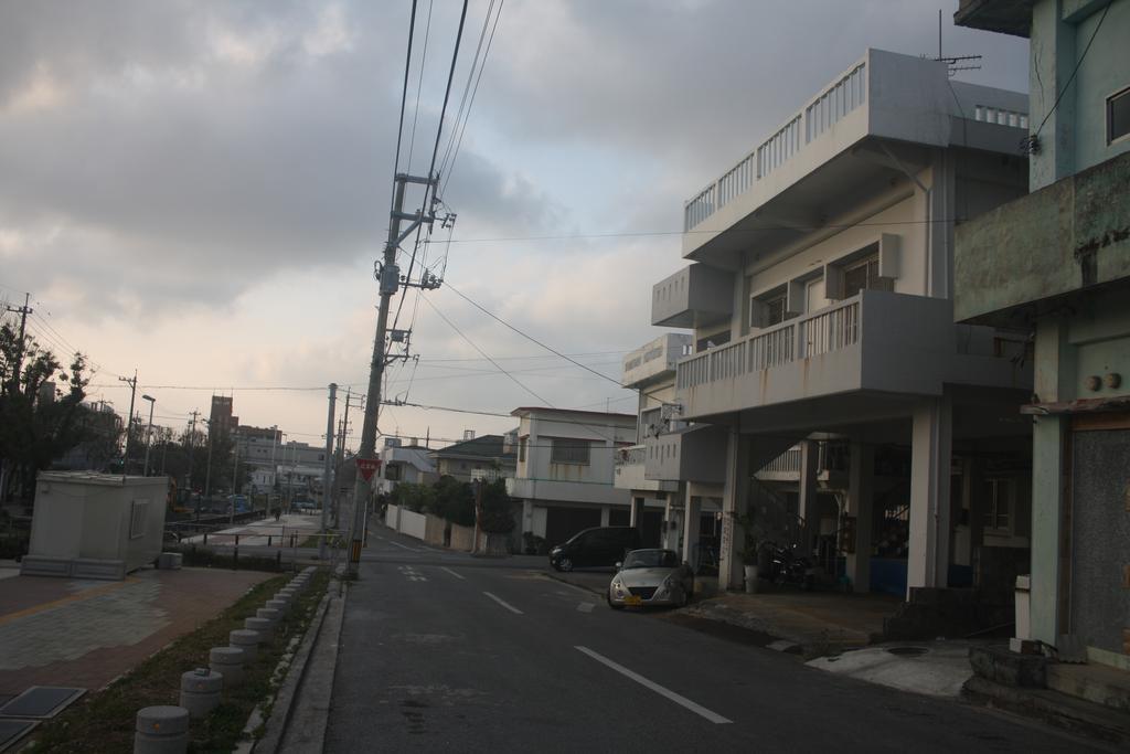 Koza Share House Hotel Okinawa Kültér fotó